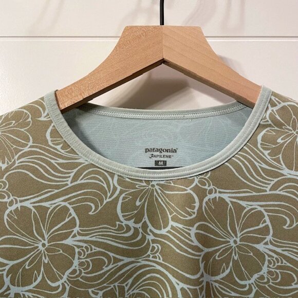 Women's Patagonia Capilene Long Sleeve Base Layer Top Medium Blue Green Floral - Picture 4 of 16